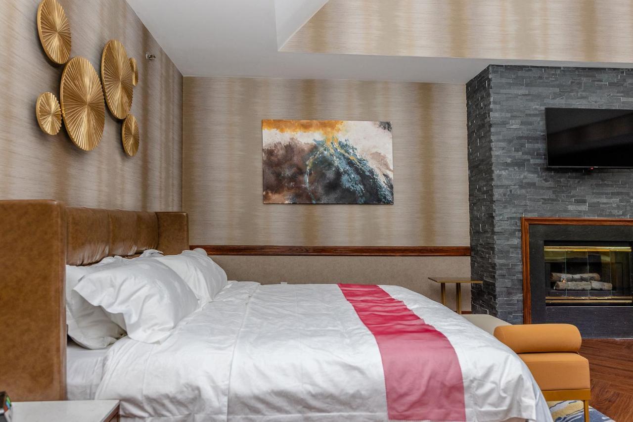 Chateau Merrimack Hotel & Spa Tyngsboro Екстер'єр фото