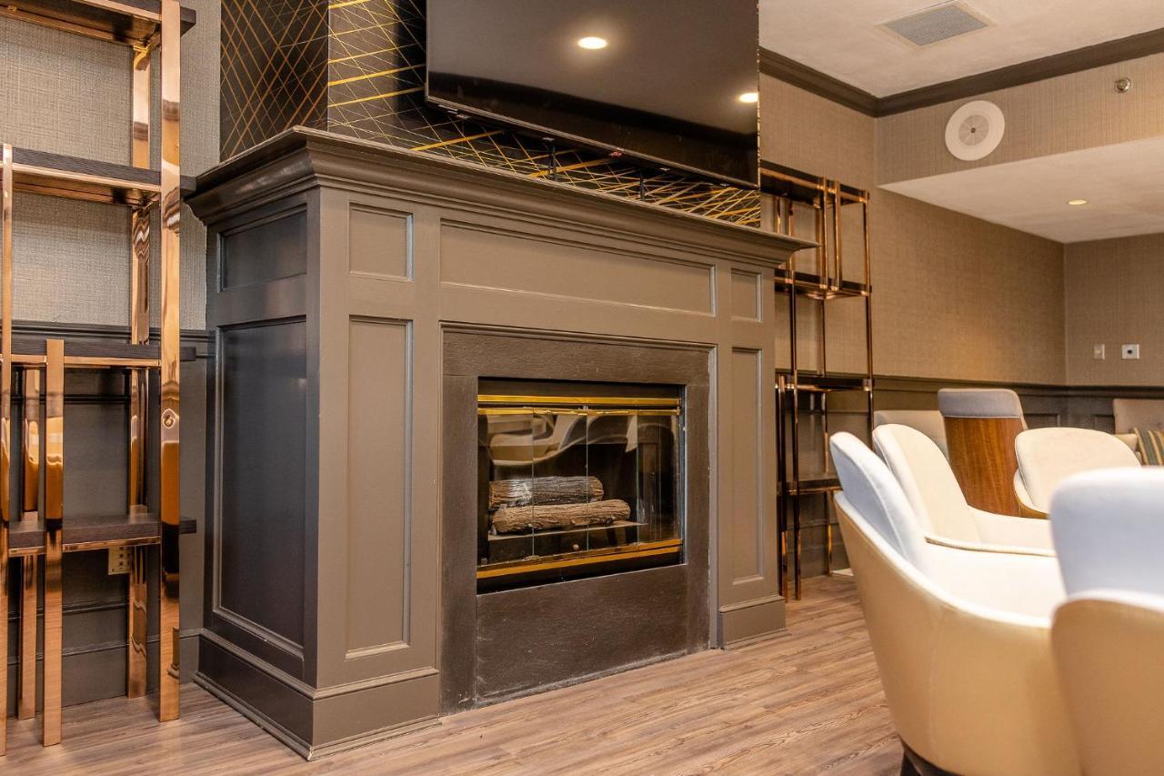 Chateau Merrimack Hotel & Spa Tyngsboro Екстер'єр фото