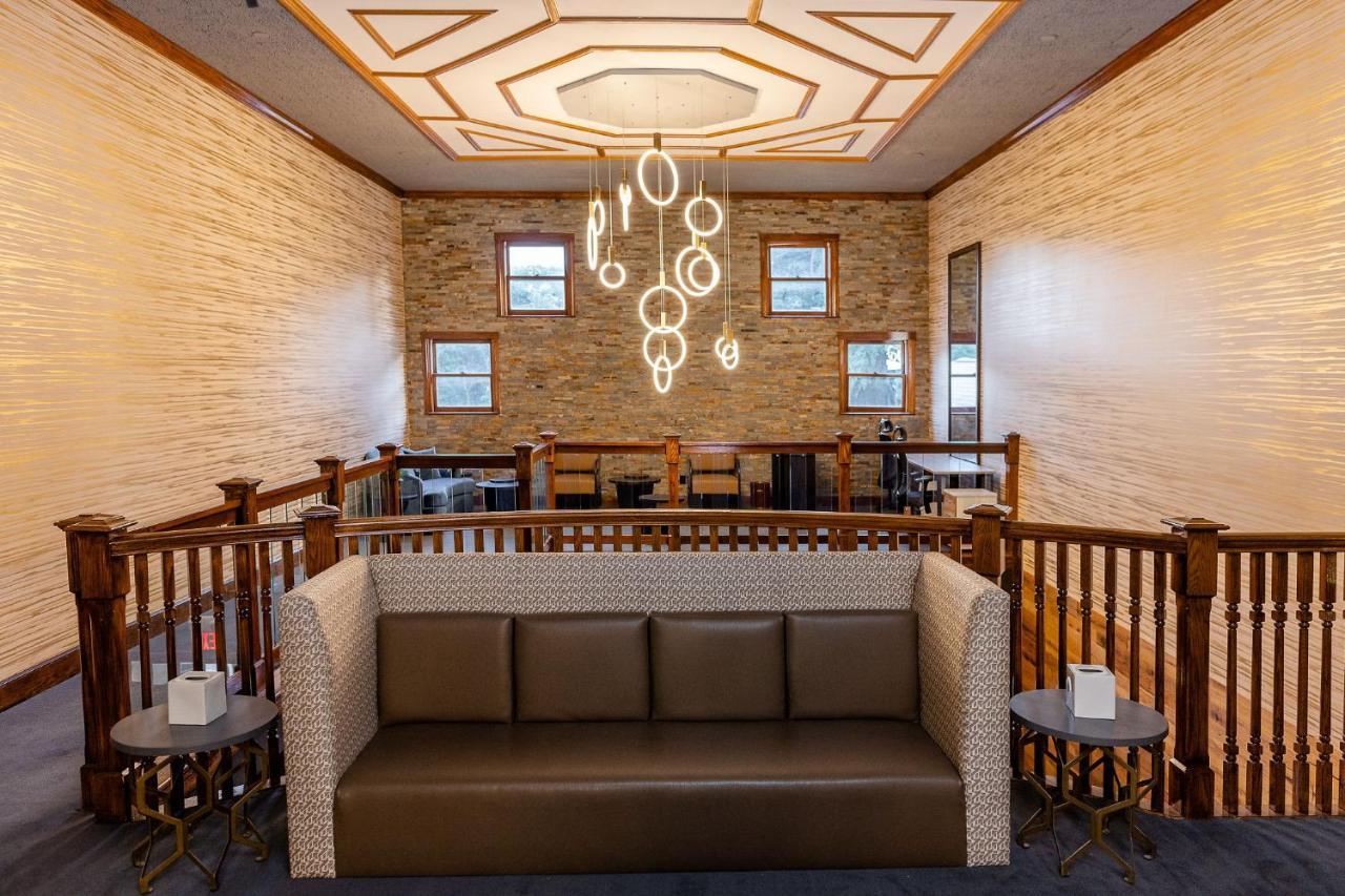 Chateau Merrimack Hotel & Spa Tyngsboro Екстер'єр фото