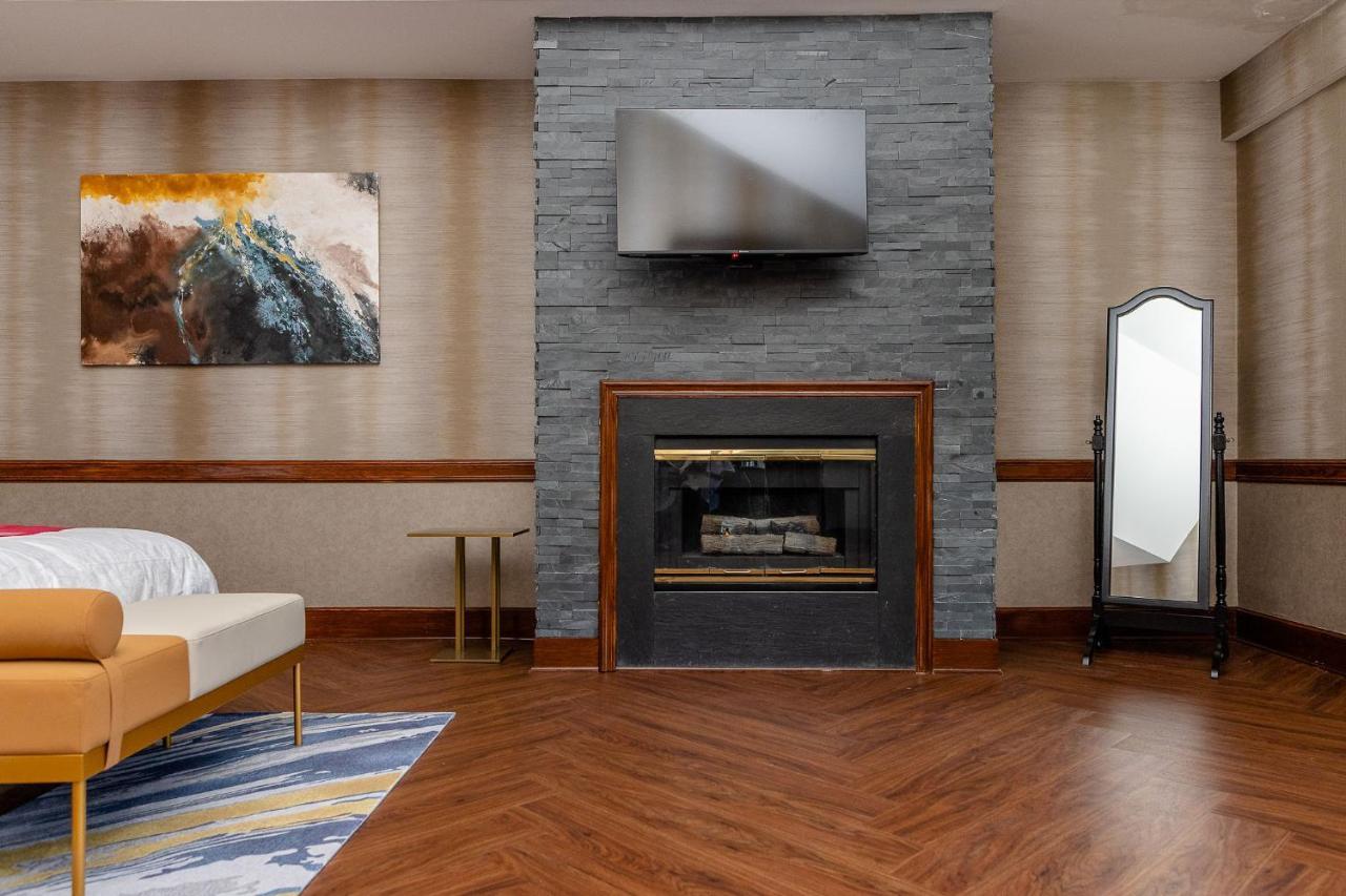 Chateau Merrimack Hotel & Spa Tyngsboro Екстер'єр фото