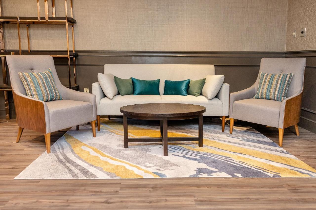 Chateau Merrimack Hotel & Spa Tyngsboro Екстер'єр фото