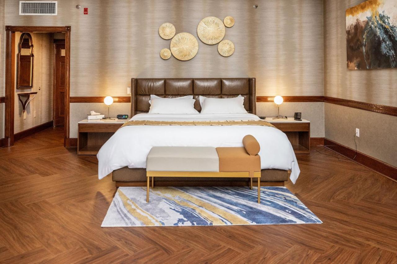 Chateau Merrimack Hotel & Spa Tyngsboro Екстер'єр фото